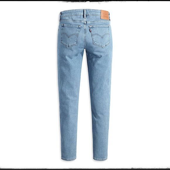 LIKE NEW Levi’s 711 Skinny Jeans Light Wash - Picture 16 of 16